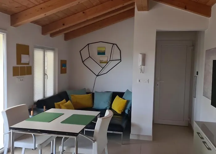 Robi Διαμέρισμα *