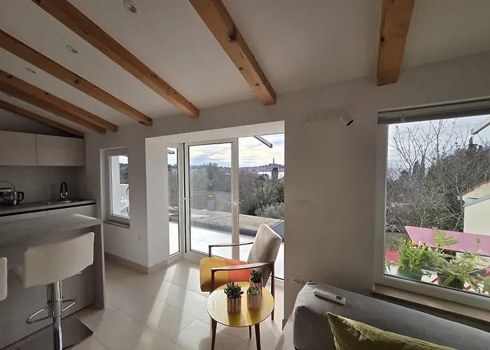 Διαμέρισμα Robi *