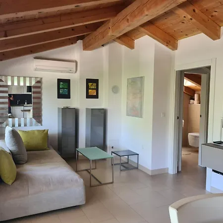 Apartment Robi