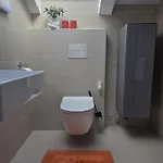 Robi Apartman