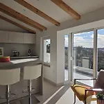 Robi Apartman