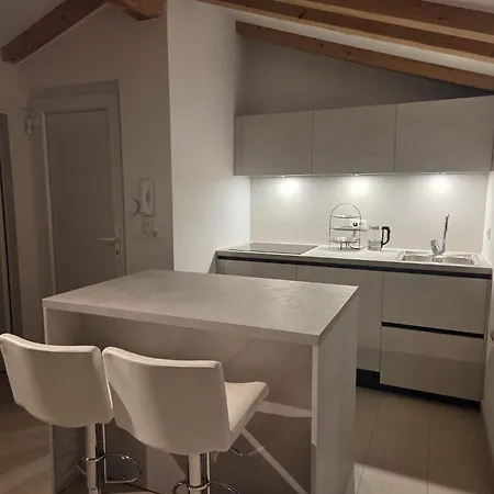 Apartman Robi *